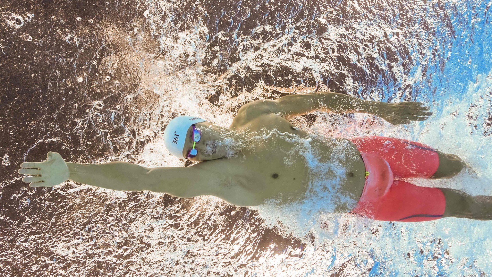 “2025世界运动会:简阳文体中心篮球赛事展现团队力量”